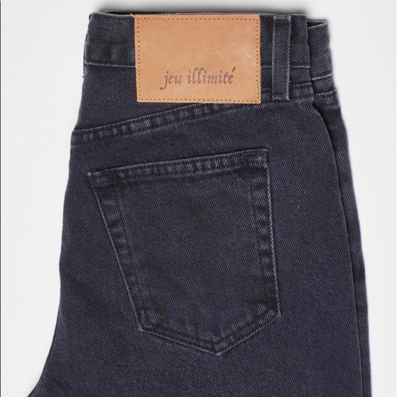 The jean is brand new. - Picture 2 of 7